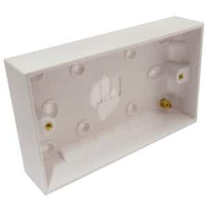 ZETTLER K2142 / Caja MK de plástico blanco para montaje en superficie